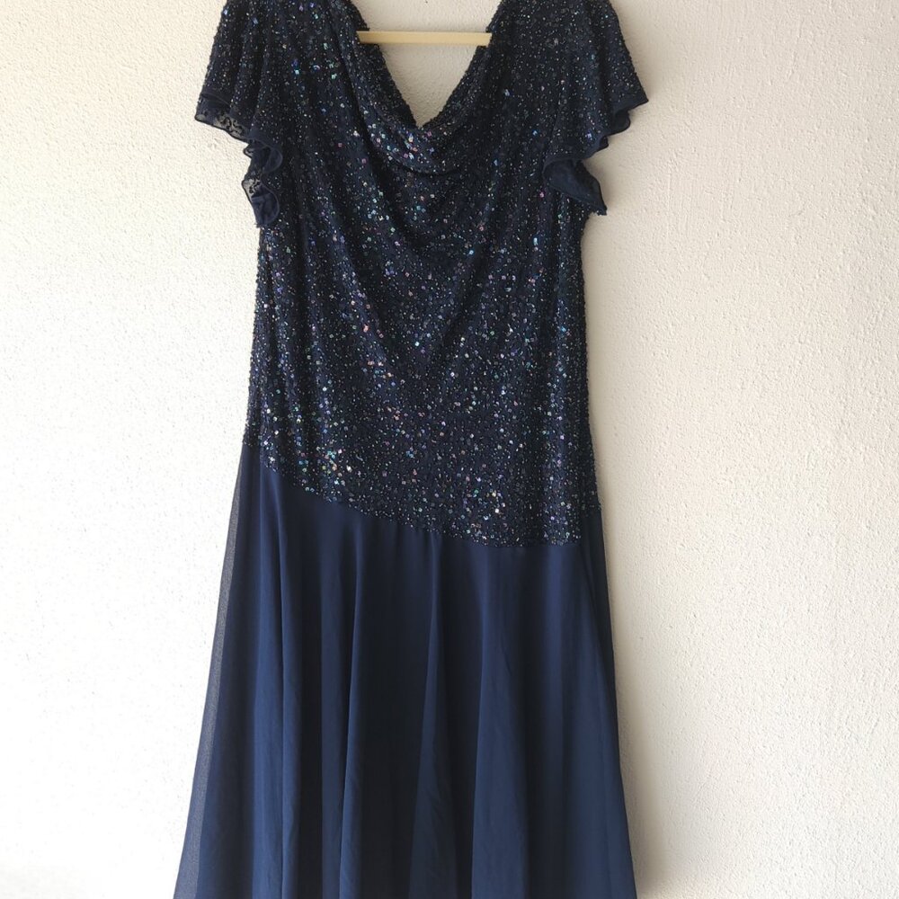 JKARA Chiffon Evening Dress Plus Size 18W Navy Blue, Sequin Bodice - Picture 2 of 12